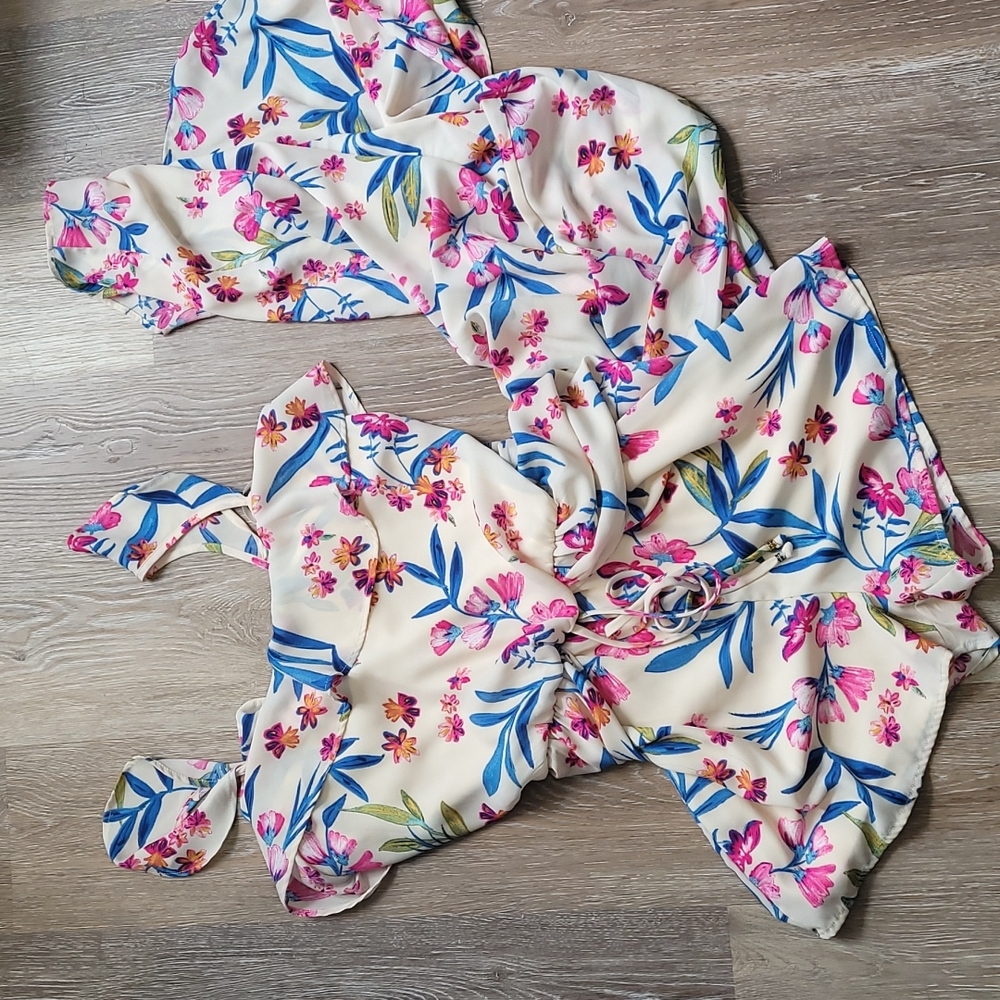 Tropical print Short Romper with Train Size XS